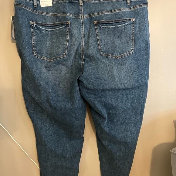 TALBOTS WOMENS “RELAXED” JEAN SIZE 22W NWT - Picture 3 of 6